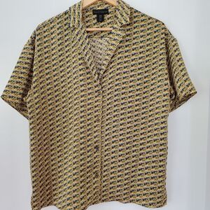 HOUSE OF HARLOW 1960 Satin Button Down Retro Geometric SS Top Sz M Relaxed Fit